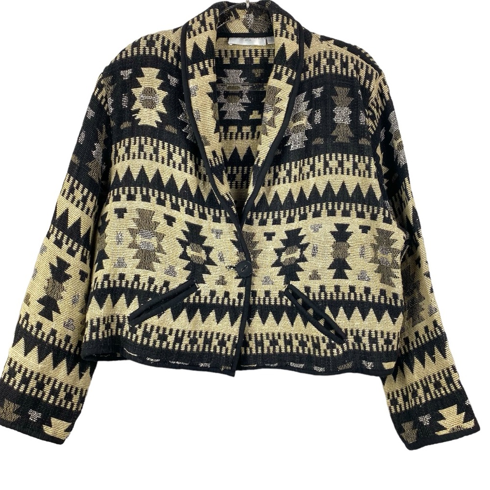 Casual Corner & Co. Tribal Bohemian Tribal Western Print Crop Blazer Jacket